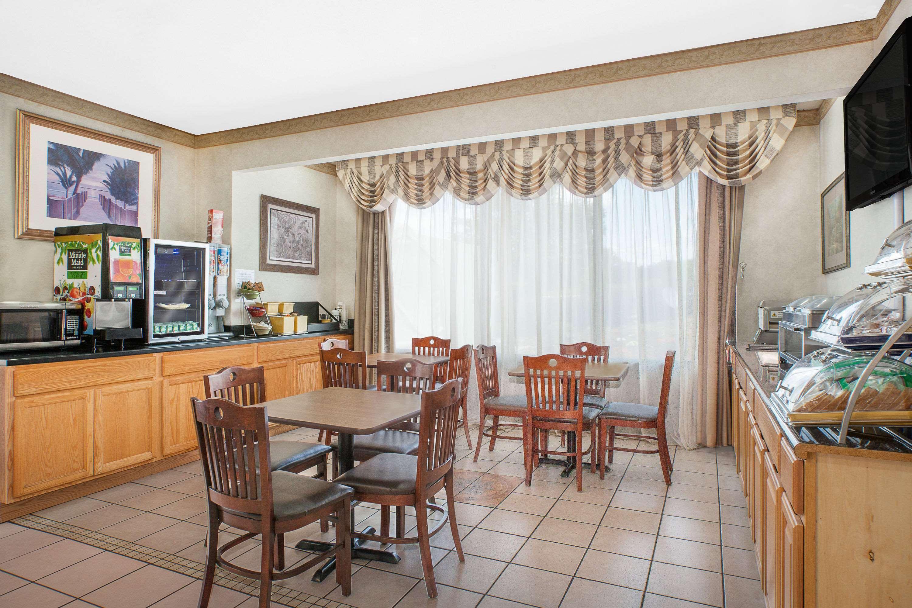 Days Inn By Wyndham Newton Ms I-20 Εξωτερικό φωτογραφία